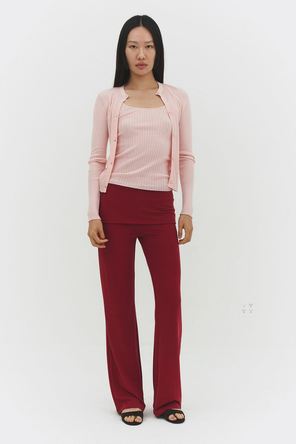RIBBED KNIT CARDIGAN IN POWDER PINK